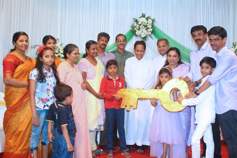https://photos.chavaramatrimony.com/csr-activities/roof.jpg