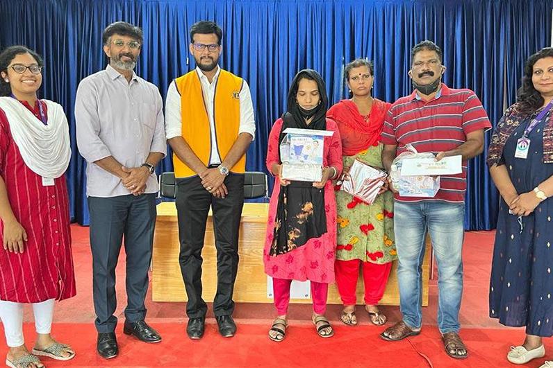 https://photos.chavaramatrimony.com/csr-activities/surakshacover.jpg